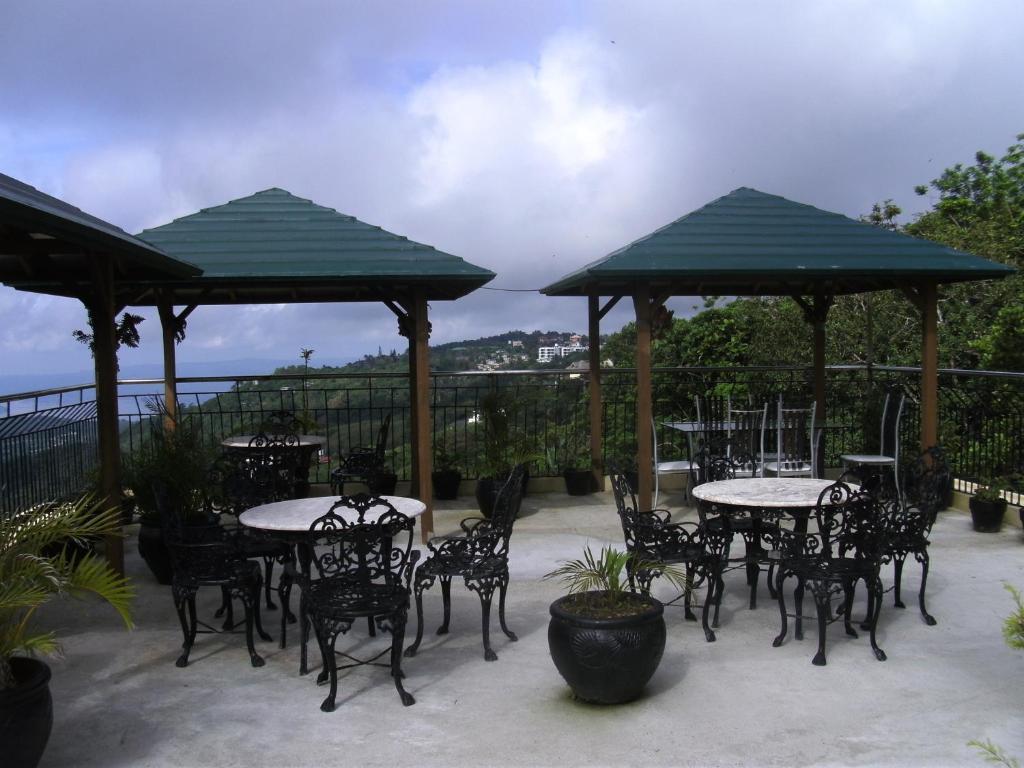 Royal Taal Inn Tagaytay City Εξωτερικό φωτογραφία