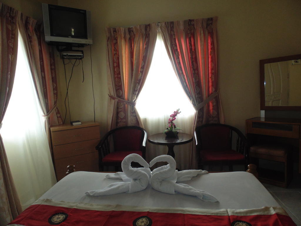 Royal Taal Inn Tagaytay City Εξωτερικό φωτογραφία