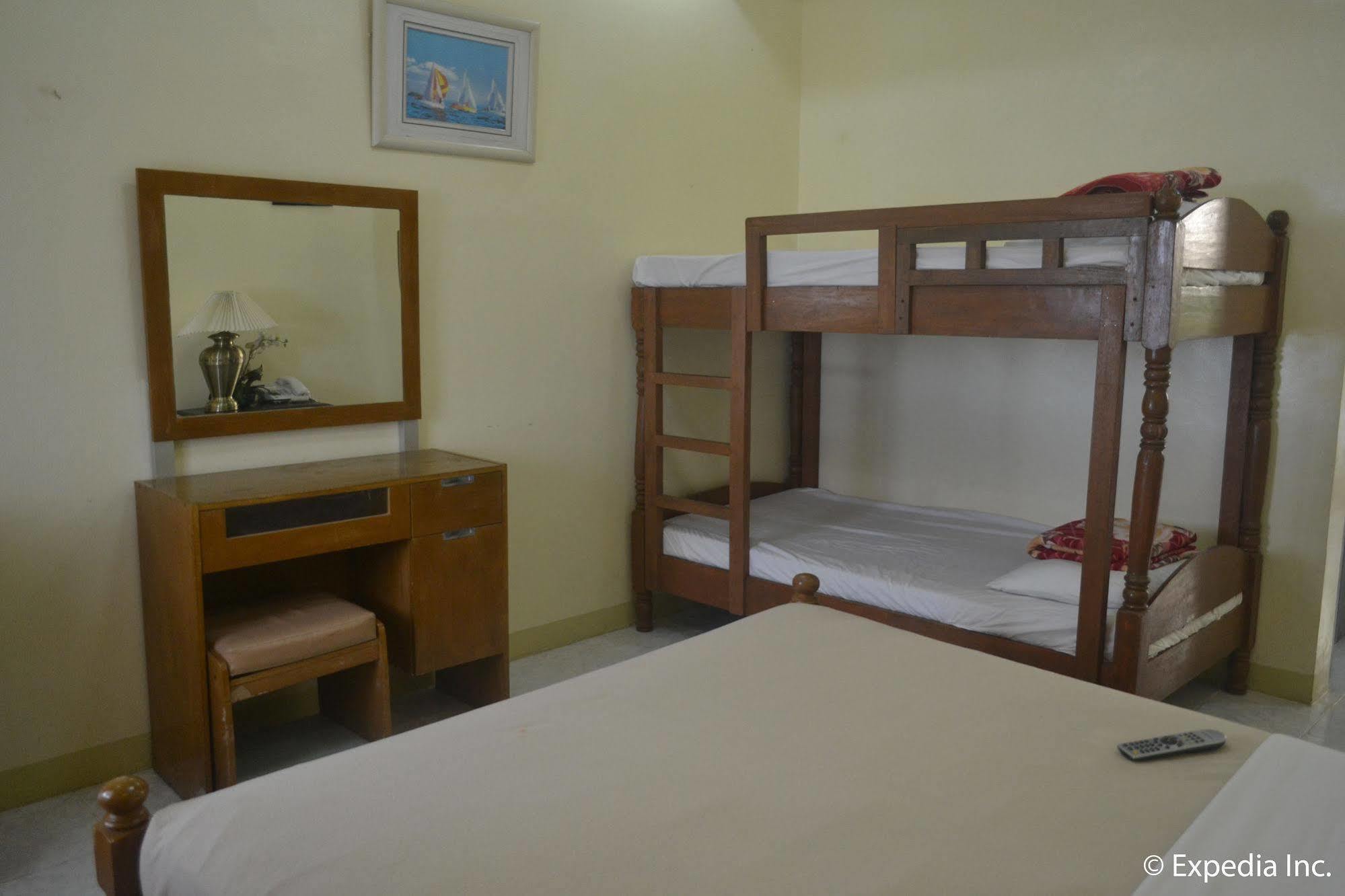 Royal Taal Inn Tagaytay City Εξωτερικό φωτογραφία